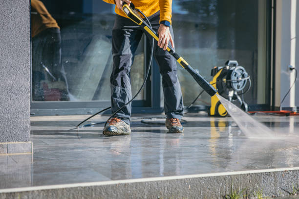 Best Driveway Pressure Washing  in Derry, PA